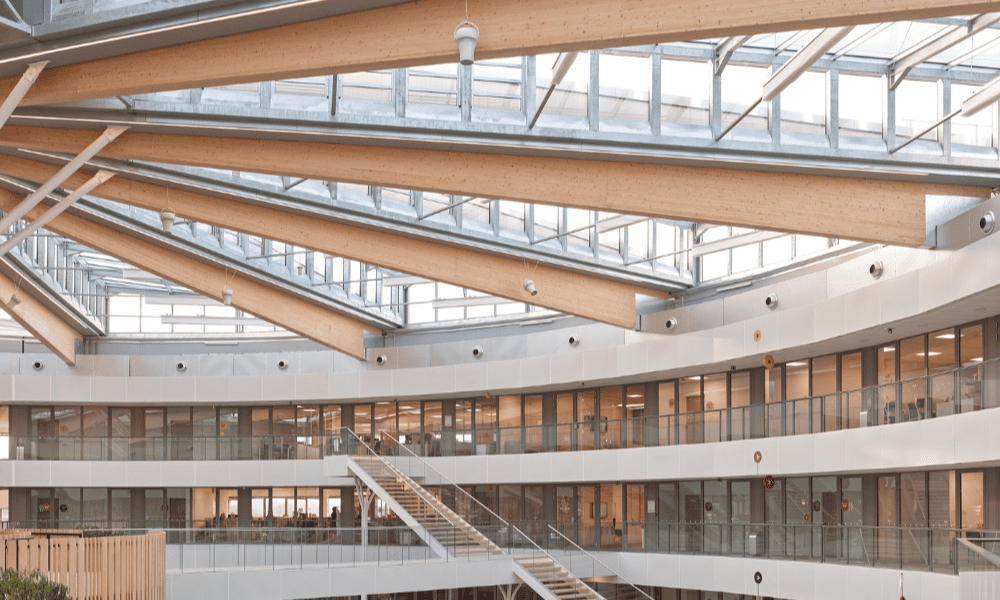 Installatie van Airius-destrificatoren op een campus