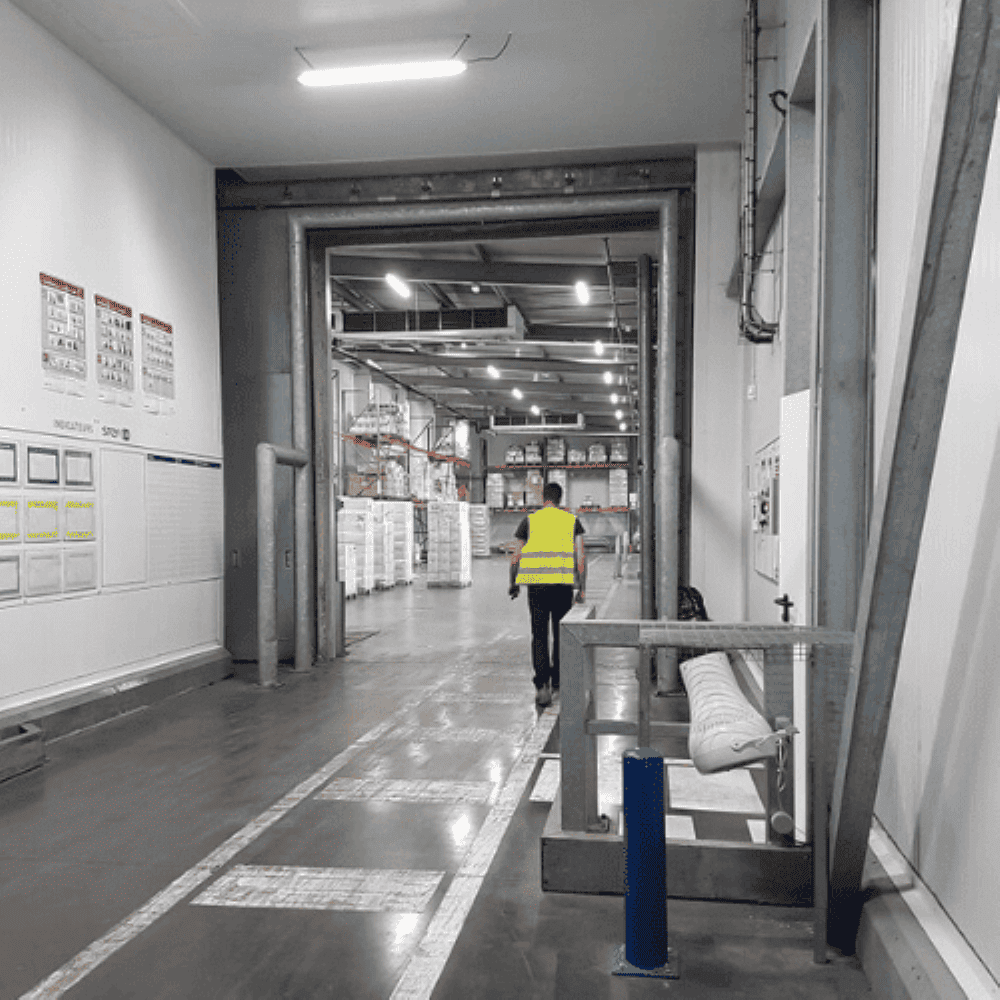 Desestratificadores Airius instalados en cámaras frigoríficas para evitar la condensación