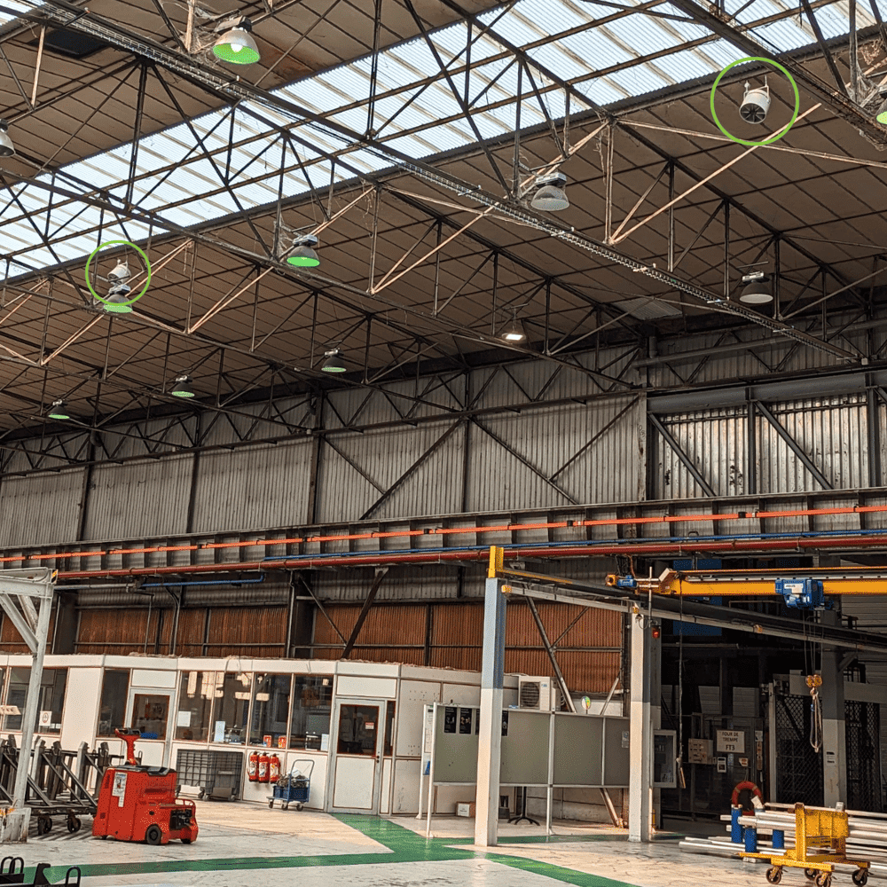 Installation de déstratificateurs Airius dans un local industriel Constellium qui bénéficie d'une prime CEE industrie