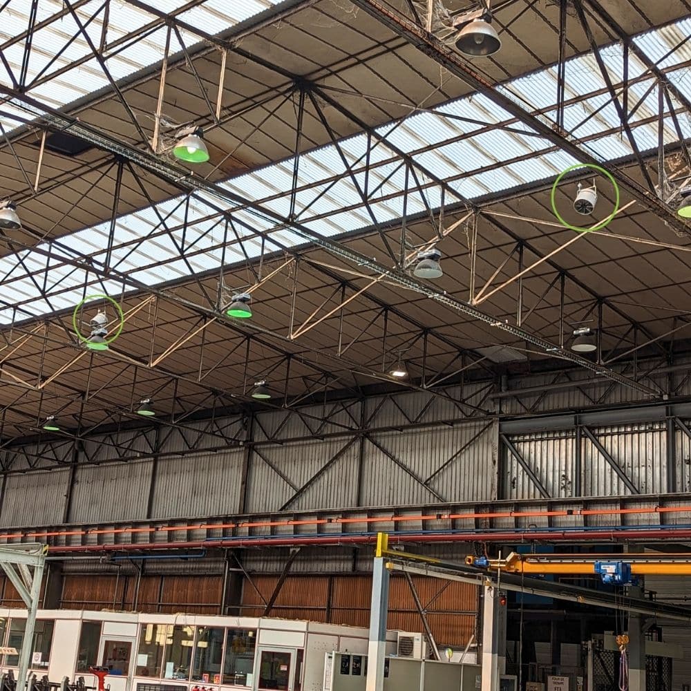 Installation de destratificateurs Airius dans l'usine Constellium