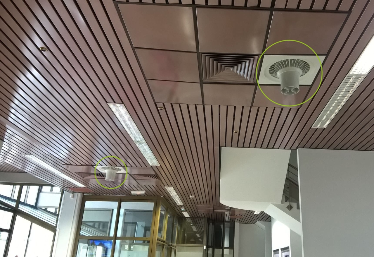 Destratificatie - Installatie van Airius-apparaten met een verlaagd plafond