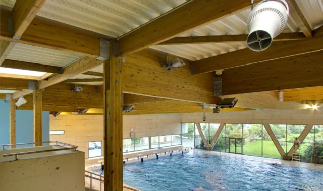 Pourquoi installer un déstratificateur dans une piscine ?